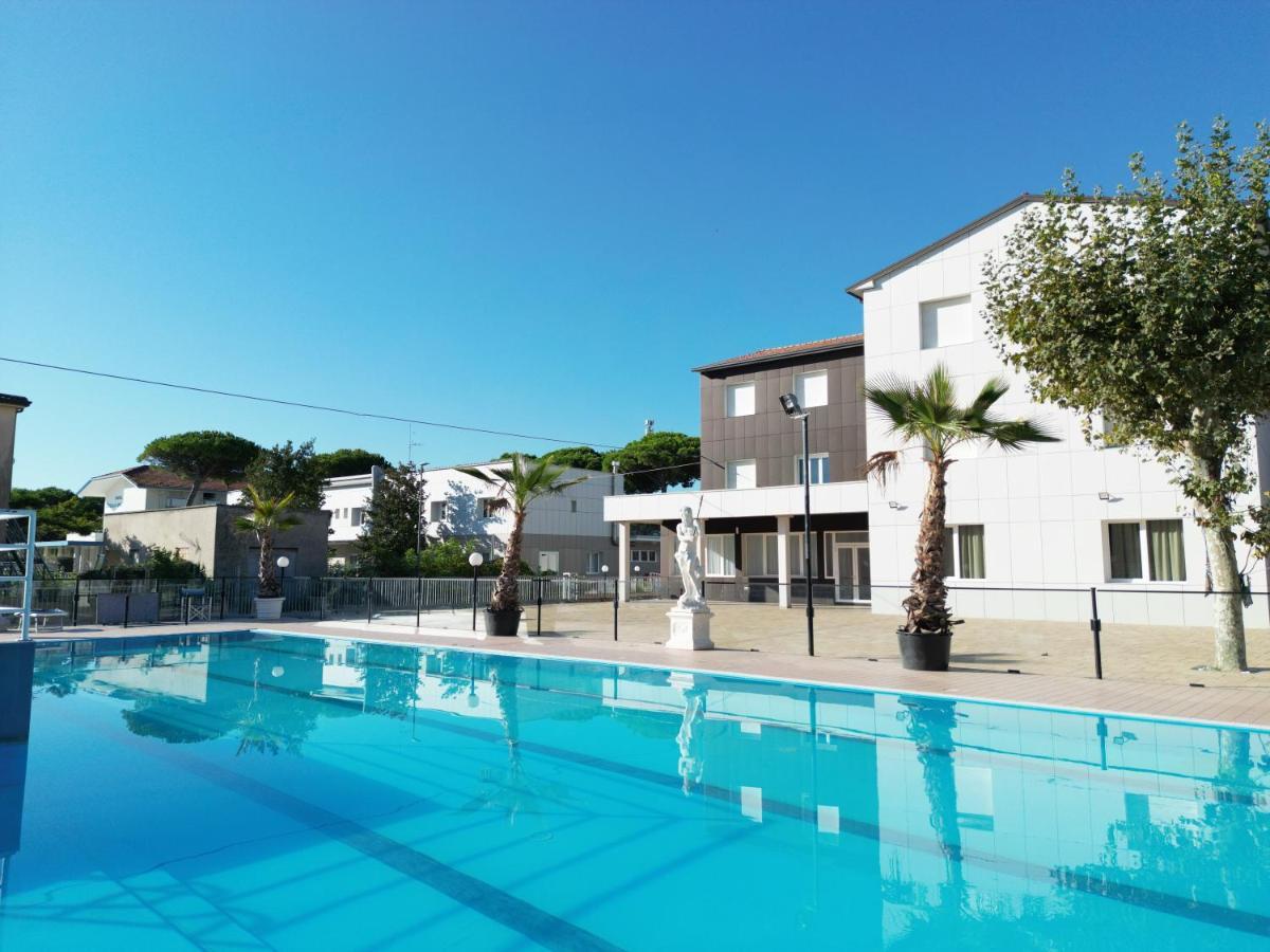 Color Perla Village Bellaria-Igea Marina Exterior foto